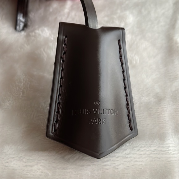 SOLD - Picture 3 of 4